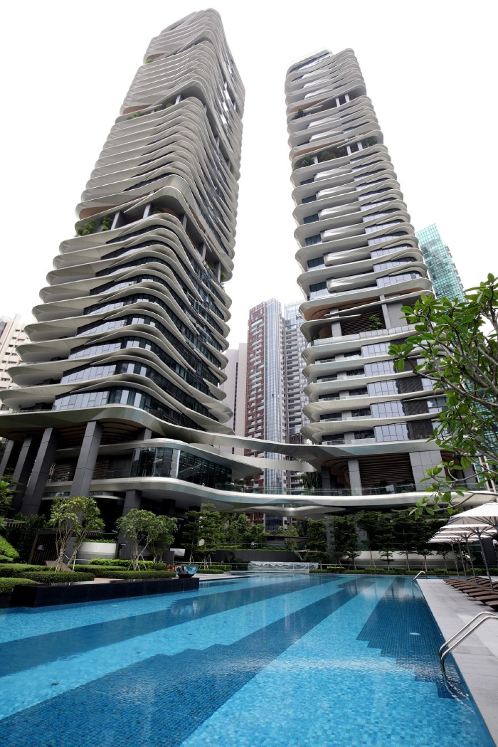 Overseas buyers snapping up units at new luxury condos - Property News
