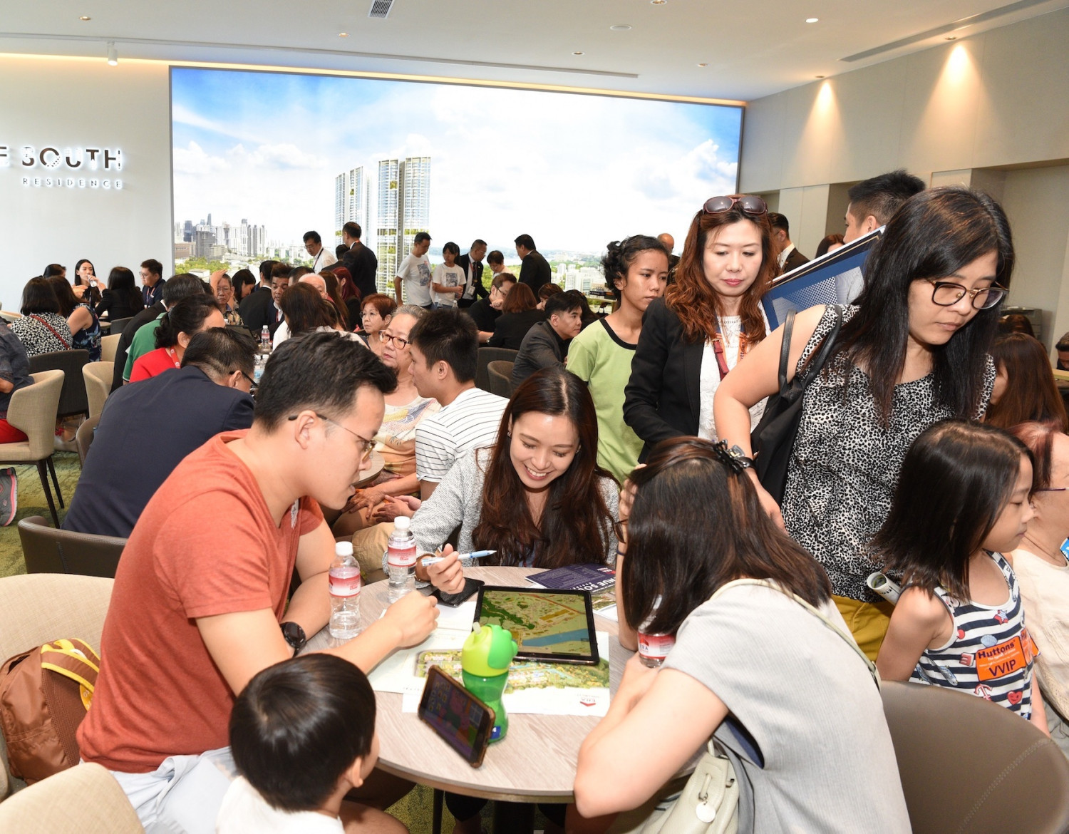Avenue South Residence draws 4,500 people on preview weekend - Property News