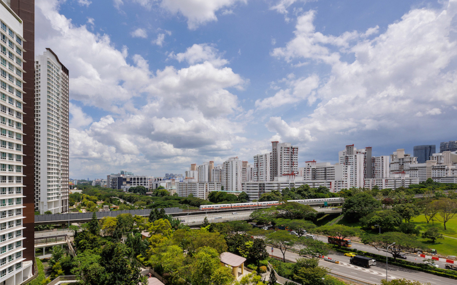 HDB resale prices in 1Q2022 up 2.4% q-o-q, transaction volume fell 12.7% - Property News
