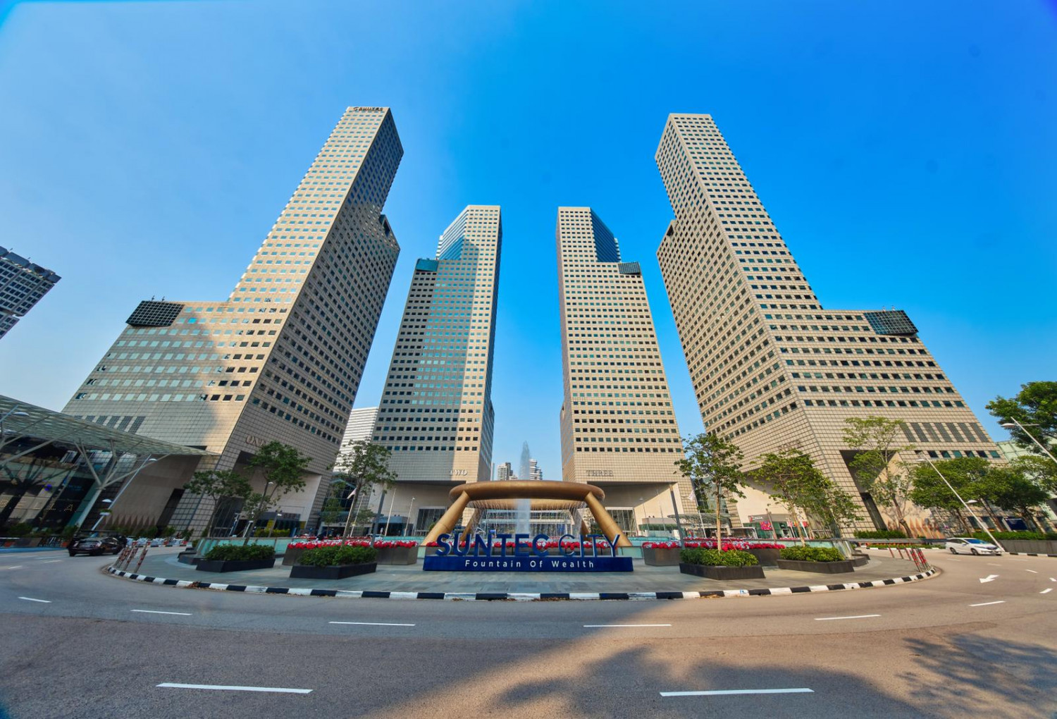 Strata office unit at Suntec City sold for $11.5 mil - Property News