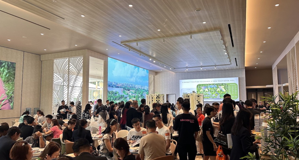 About 1,800 groups flocked to Wing Tai’s LakeGarden Residences over two weekends of previews  - New launch property news