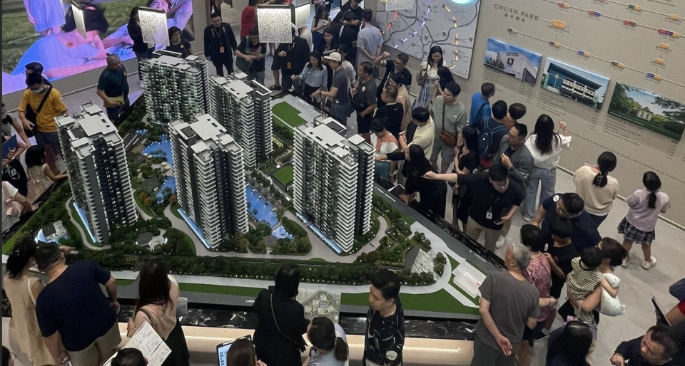 Chuan Park attracts 5,000 visitors on first day of preview - New launch property news