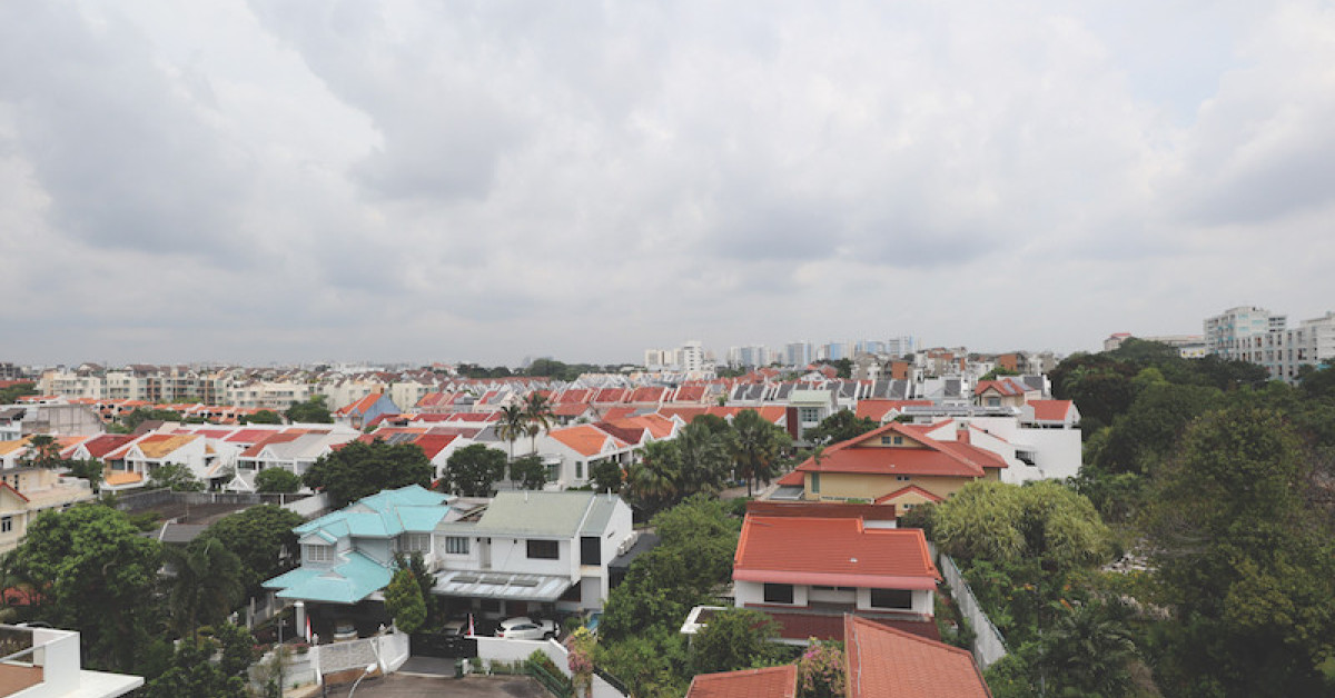 UNDER THE HAMMER: Duplex penthouse at D’Zire going for $1.28 mil  - EDGEPROP SINGAPORE