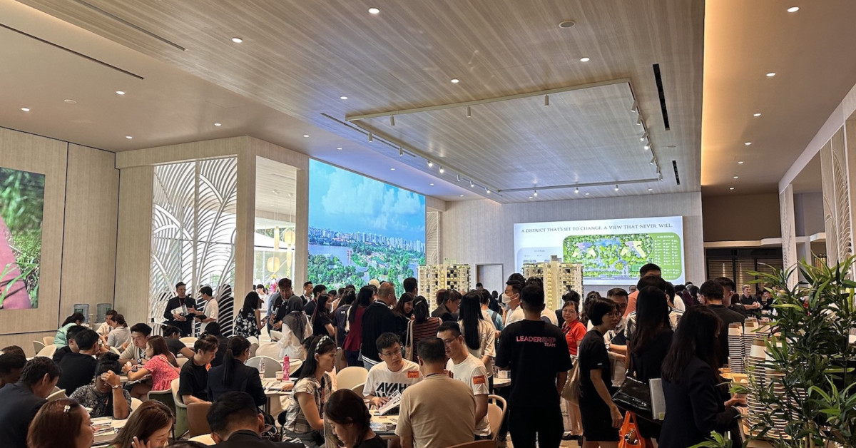 About 1,800 groups flocked to Wing Tai’s LakeGarden Residences over two weekends of previews  - EDGEPROP SINGAPORE