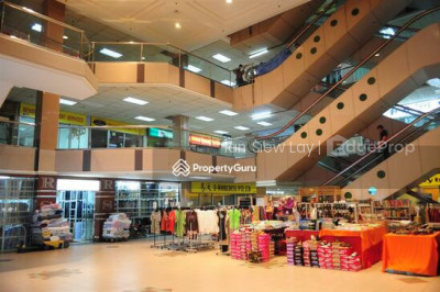 TEXTILE CENTRE Commercial | Listing