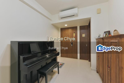 D'EVELYN Apartment / Condo | Listing