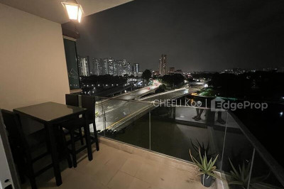 THE RIVERINE BY THE PARK Apartment / Condo | Listing
