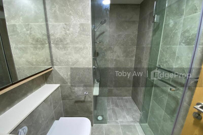 TWIN VEW Apartment / Condo | Listing