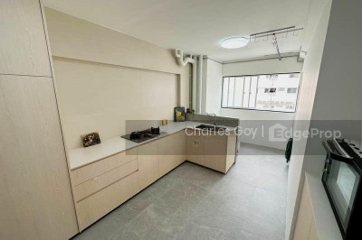 244 TAMPINES STREET 21 HDB | Listing