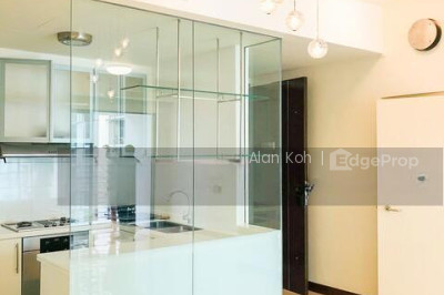 WATERMARK ROBERTSON QUAY Apartment / Condo | Listing