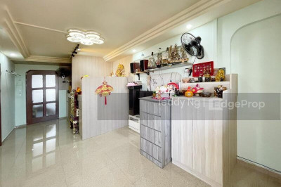 608 GOLDEN CASSIA HDB | Listing