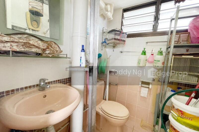 608 GOLDEN CASSIA HDB | Listing