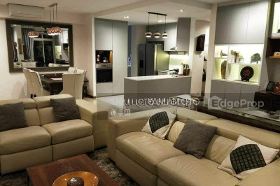 LILYDALE Apartment / Condo | Listing