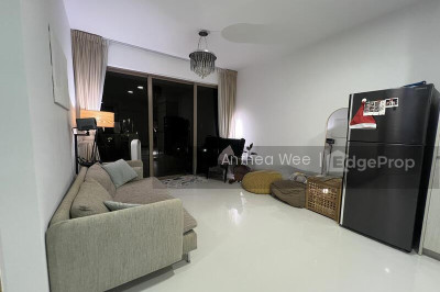 WATERFRONT GOLD Apartment / Condo | Listing