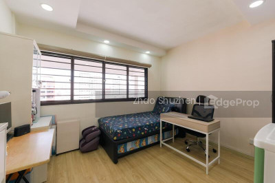 125 BUKIT BATOK CENTRAL HDB | Listing