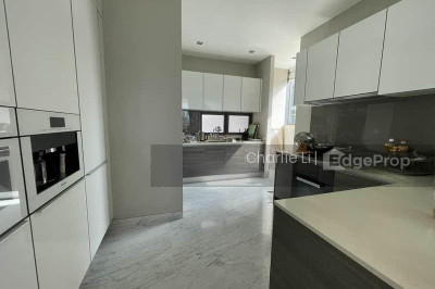 NEW FUTURA Apartment / Condo | Listing