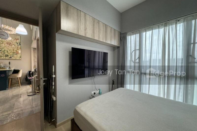 HIGH PARK RESIDENCES Apartment / Condo | Listing