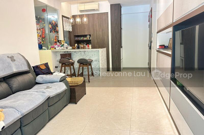 INZ RESIDENCE Apartment / Condo | Listing