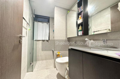 INZ RESIDENCE Apartment / Condo | Listing