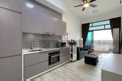 J GATEWAY Apartment / Condo | Listing