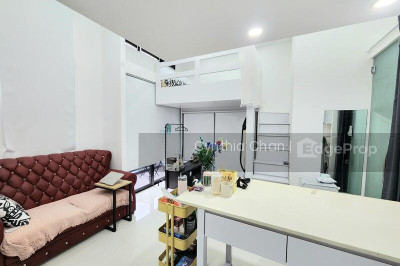 VIVA VISTA Apartment / Condo | Listing