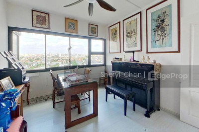 LAGUNA PARK Apartment / Condo | Listing