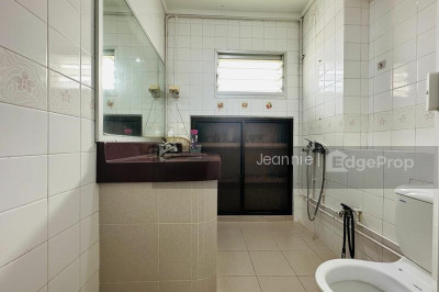 135 JALAN BUKIT MERAH HDB | Listing