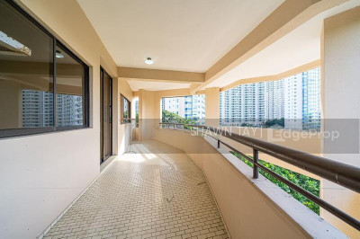 BAYSHORE PARK Apartment / Condo | Listing