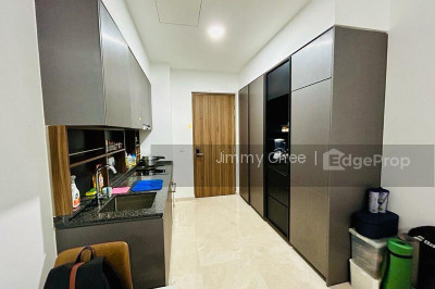 DAINTREE RESIDENCE Apartment / Condo | Listing