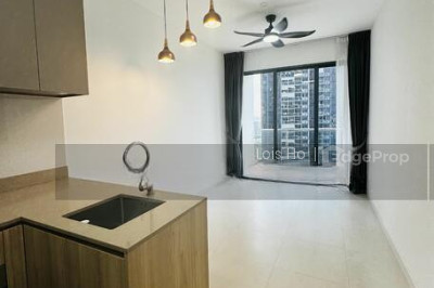 TWIN VEW Apartment / Condo | Listing