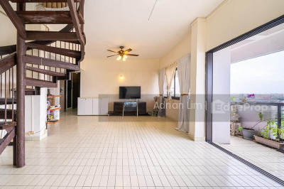 LAGUNA PARK Apartment / Condo | Listing