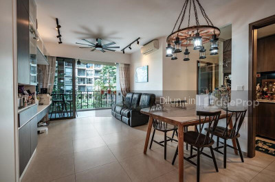 INZ RESIDENCE Apartment / Condo | Listing