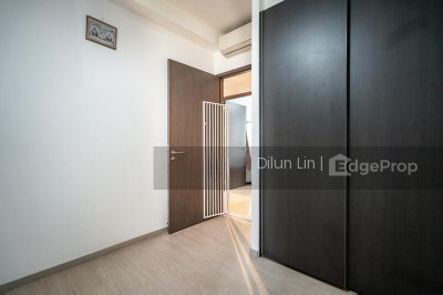 INZ RESIDENCE Apartment / Condo | Listing