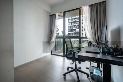 INZ RESIDENCE Apartment / Condo | Listing