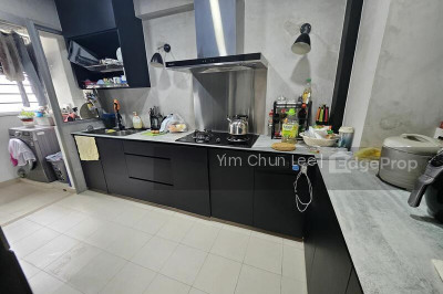 511B YISHUN STREET 51 HDB | Listing