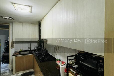 EMERALD PARK Apartment / Condo | Listing