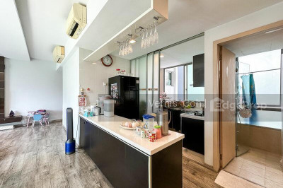 BOTANNIA Apartment / Condo | Listing