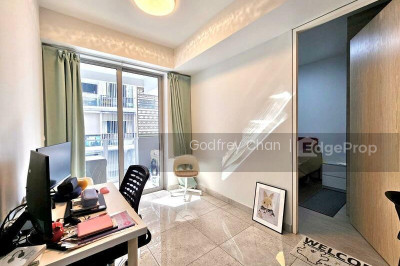 33 RESIDENCES Apartment / Condo | Listing