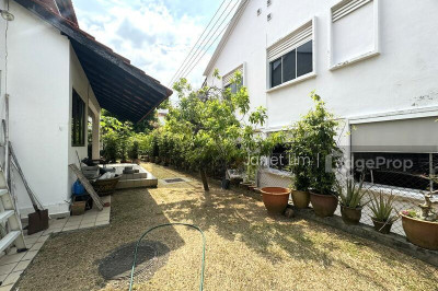 D15 THIRD STREET, SIGLAP, CORNER TERRACE, UNBLOCKED Landed | Listing