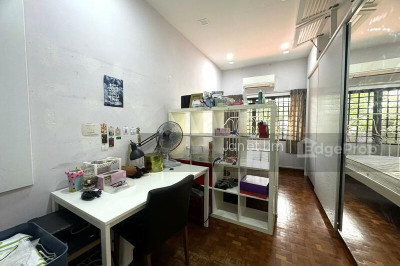 D15 THIRD STREET, SIGLAP, CORNER TERRACE, UNBLOCKED Landed | Listing