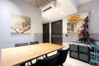 INZ RESIDENCE Apartment / Condo | Listing