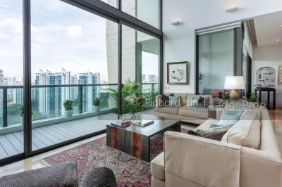 TOMLINSON HEIGHTS Apartment / Condo | Listing