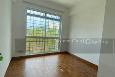 EMERALD PARK Apartment / Condo | Listing