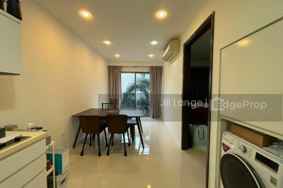 SIGLAP V Apartment / Condo | Listing