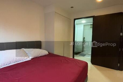 SIGLAP V Apartment / Condo | Listing