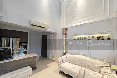 INZ RESIDENCE Apartment / Condo | Listing