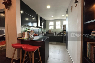 SIGLAP LODGE Apartment / Condo | Listing