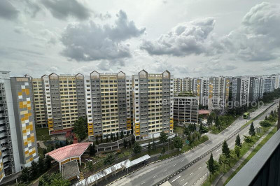 INZ RESIDENCE Apartment / Condo | Listing