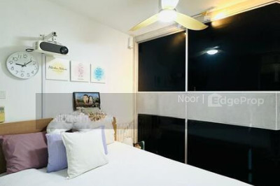 EIS RESIDENCES Apartment / Condo | Listing