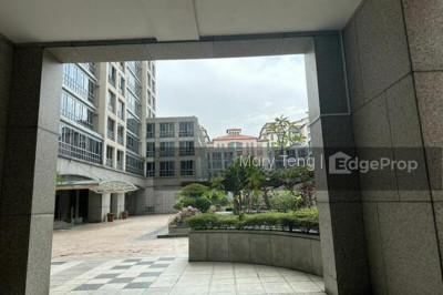 UE SQUARE Apartment / Condo | Listing